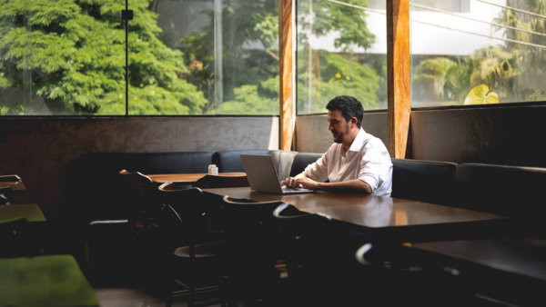 最短の道は、まっすぐとは限らない