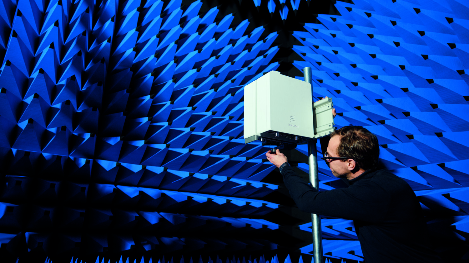 Building 5g services with spectrum