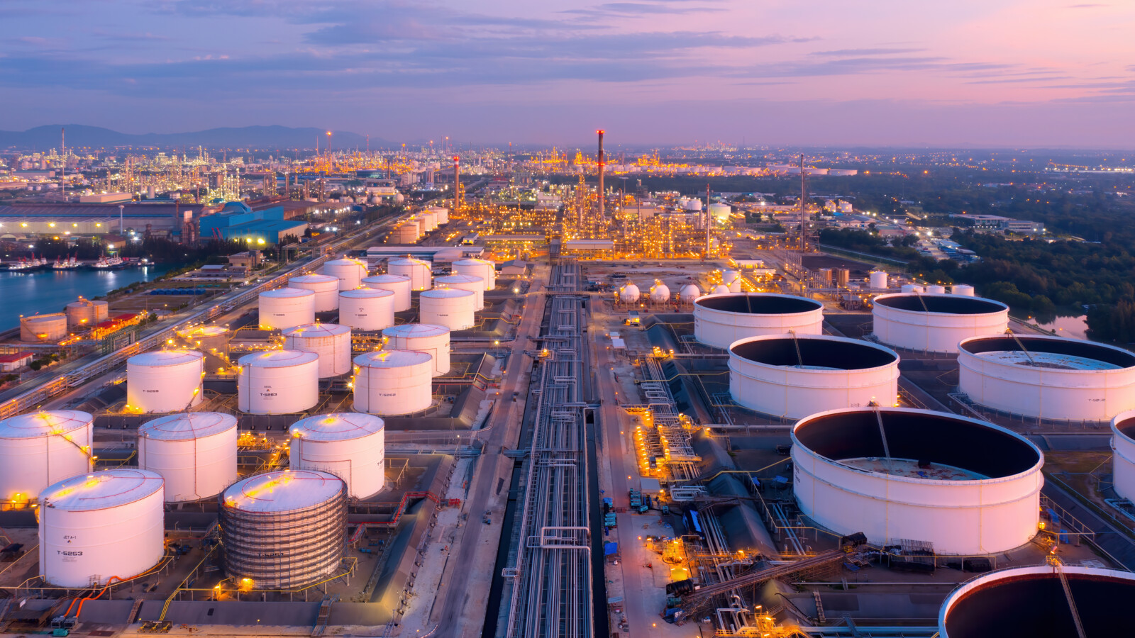 Industry Insights: The use of private cellular networks in oil and gas