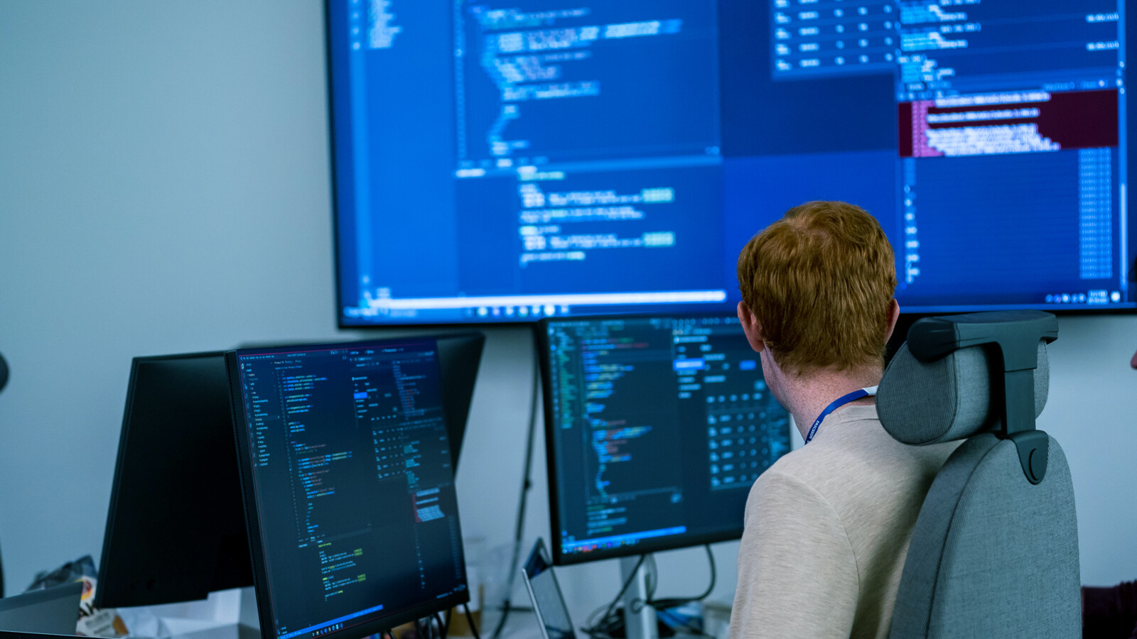 Calculator:  Unlock ROI in oil and gas operations with private 5G