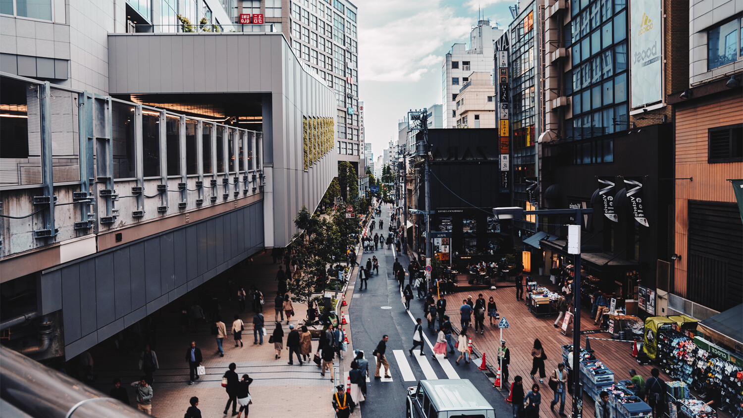 Street Macro 6701 Street