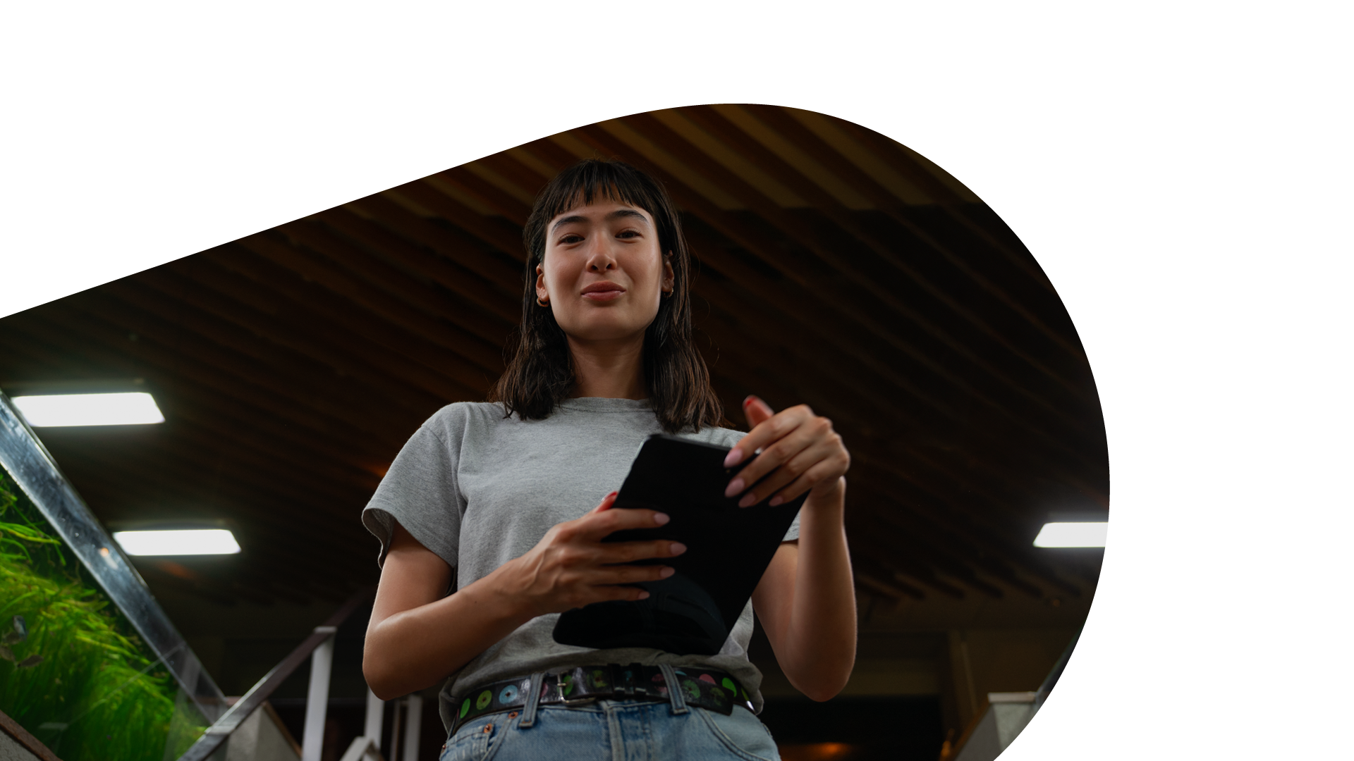 Woman holding a tablet