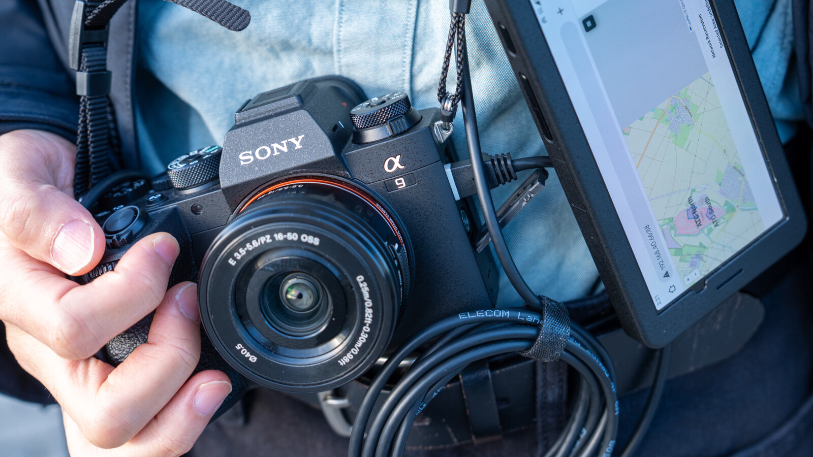 A photographer books a geographical network slice during the Ericsson, Sony, Vodafone, Vonage 5G Photography network slicing trial in Germany.