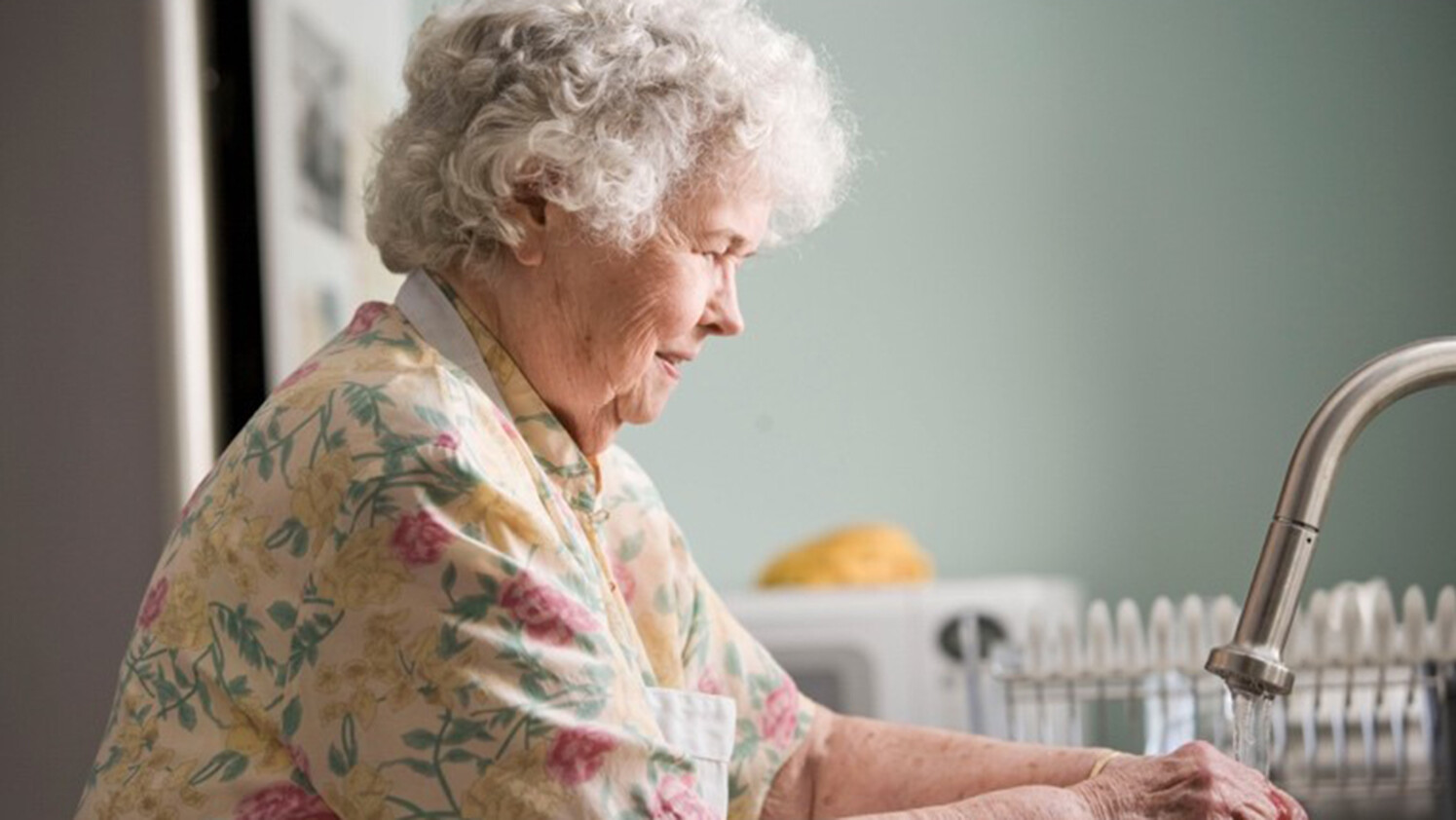 Lack of mobility means seniors are much more interested  in how services can simplify their lives. Image source: CDC, Unsplash.