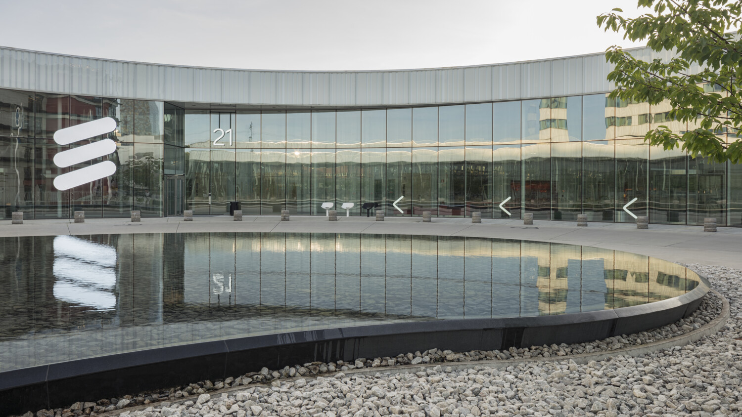 Data ingestion architecture for telecom applications