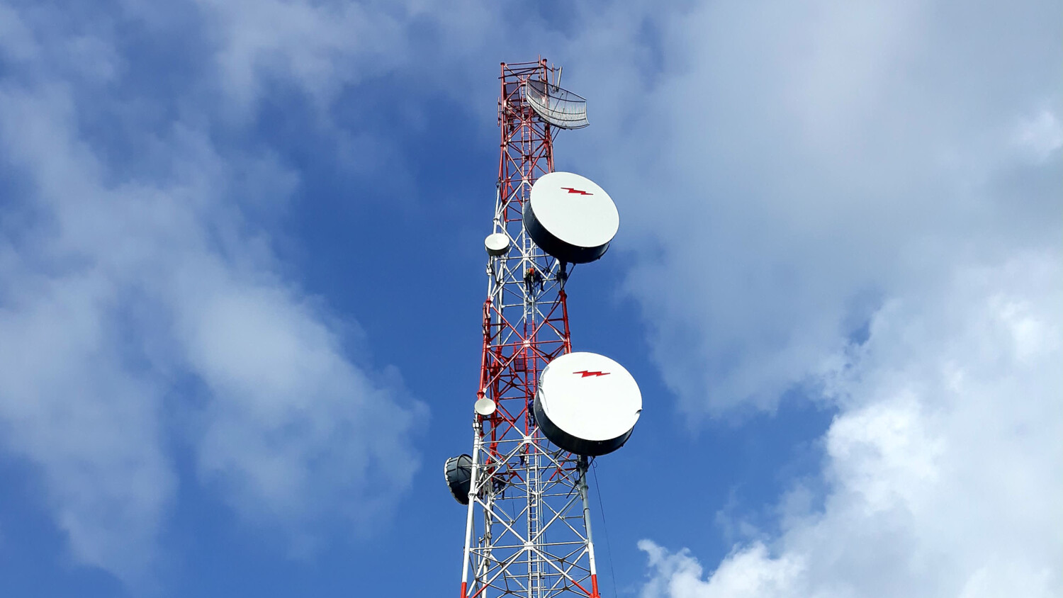 MINI-LINK - Microwave solutions enable LTE networks