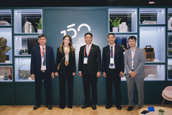 Ericsson and VNPT partner to modernize airport connectivity in Vietnam