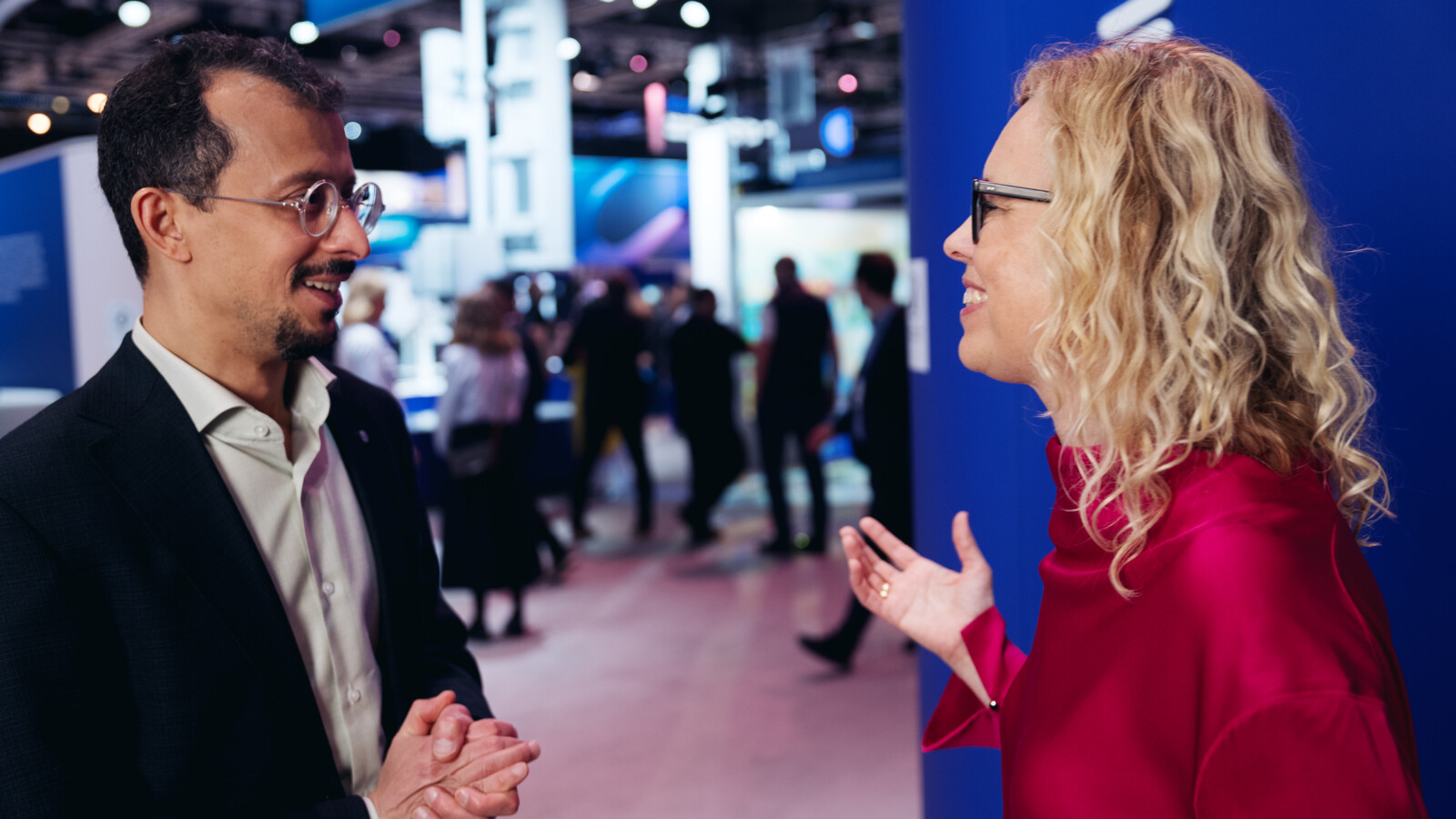 Cecilia Atterwall, VP Head of Marketing at Ericsson and Aymen Saidi, AWS.