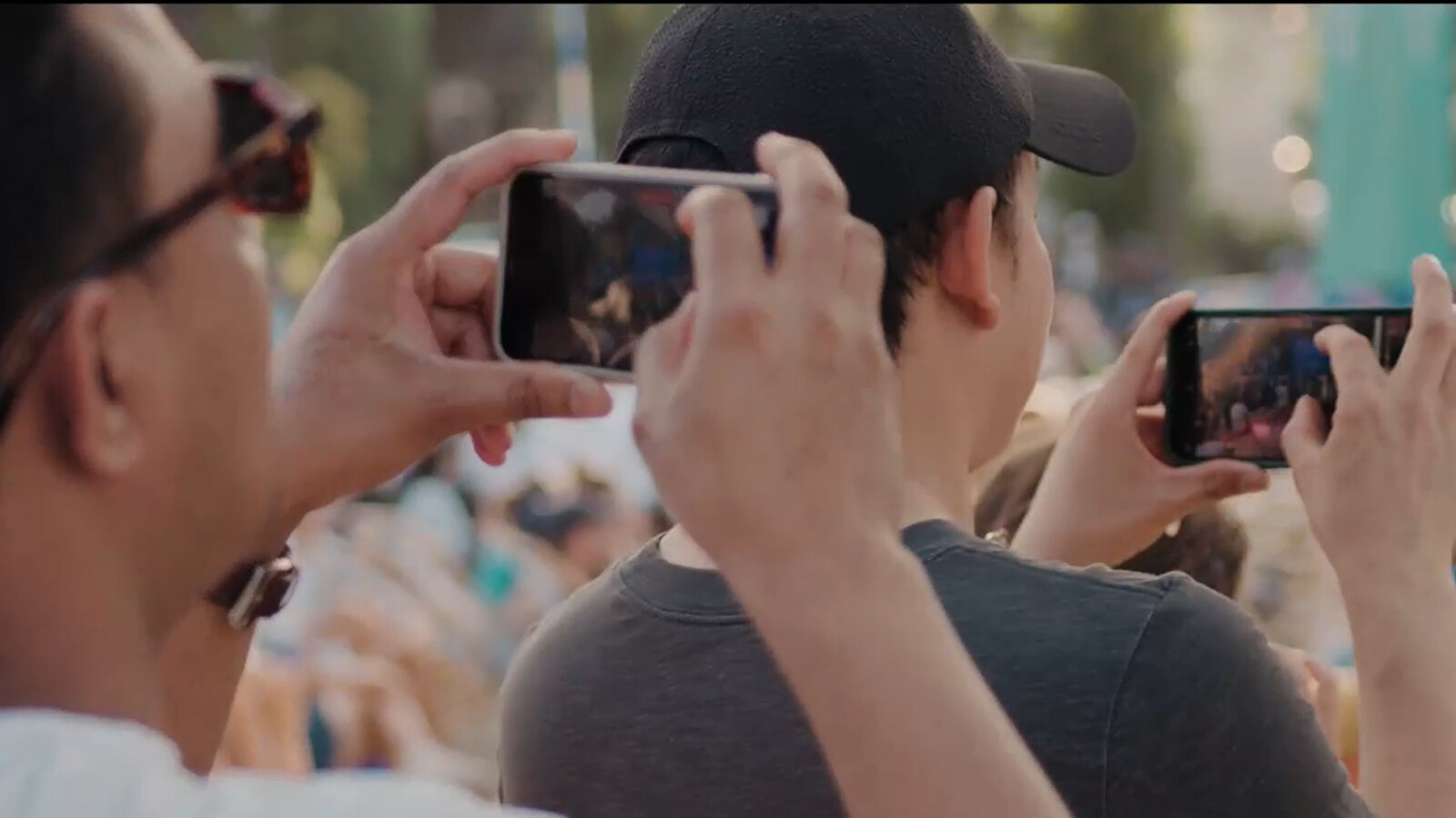 Episode 6 - we delved into the groundbreaking ways 5G is redefining fan experiences.