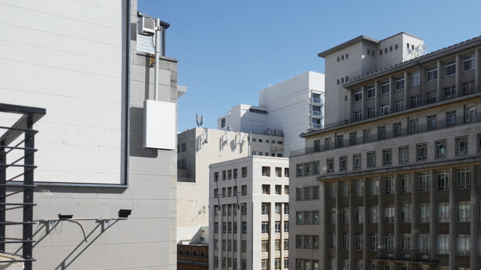 Synchronization solutions in 5G transport network