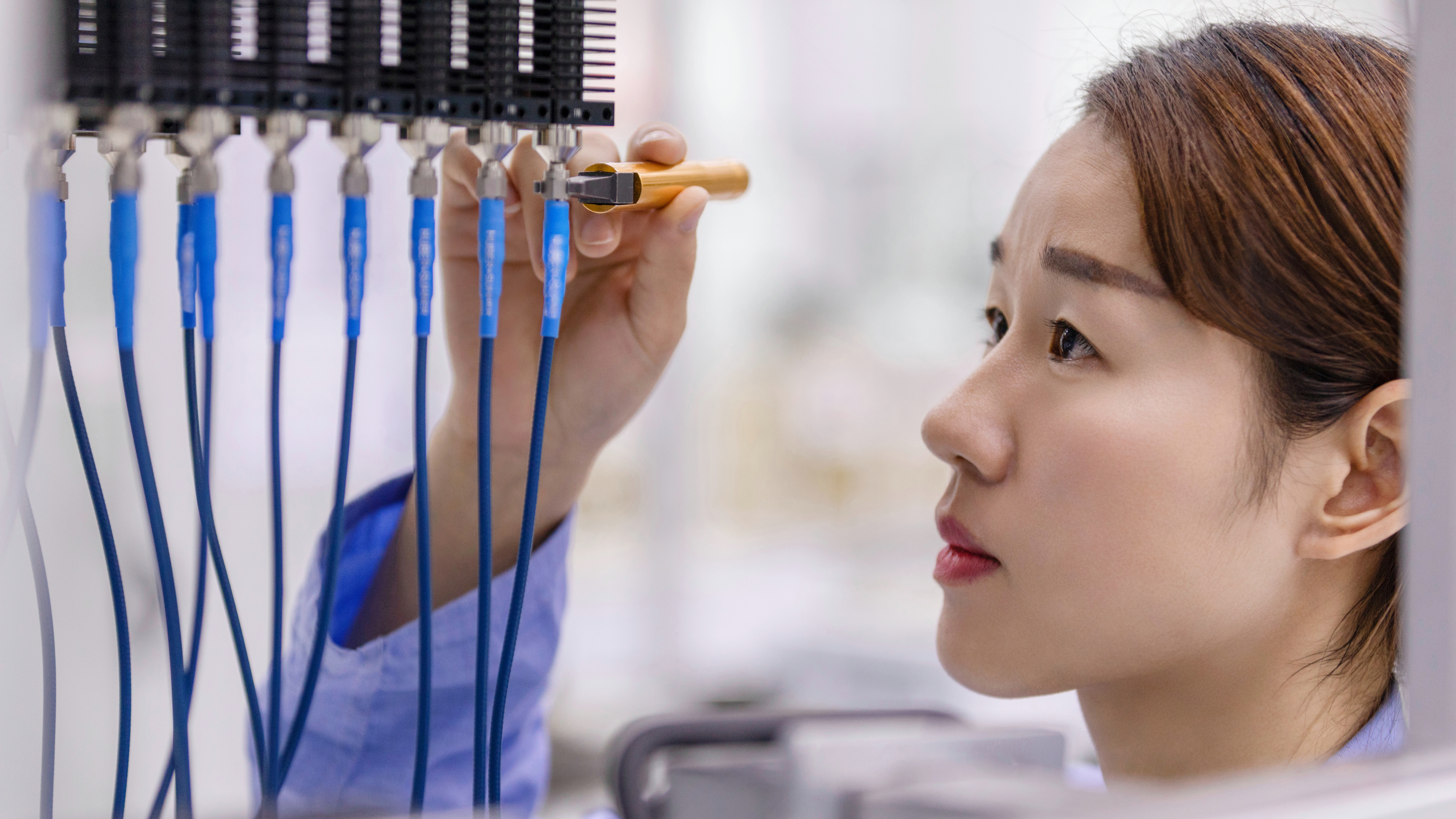 ENM 24 - Delta Q3/Q4