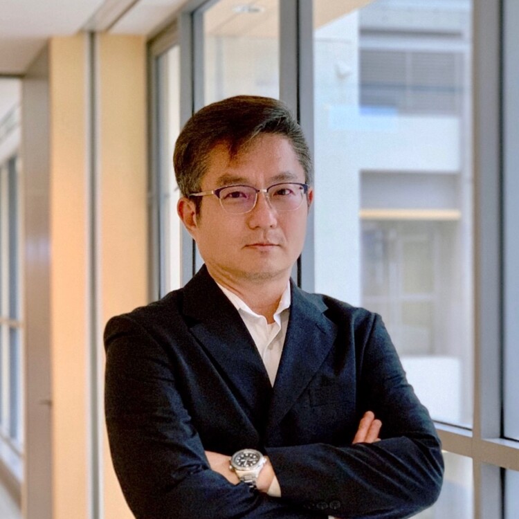 Richard Tai, Associate Commercial Director