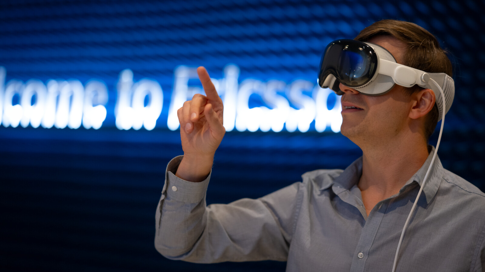 恰逢其时的AI、API及AR对话