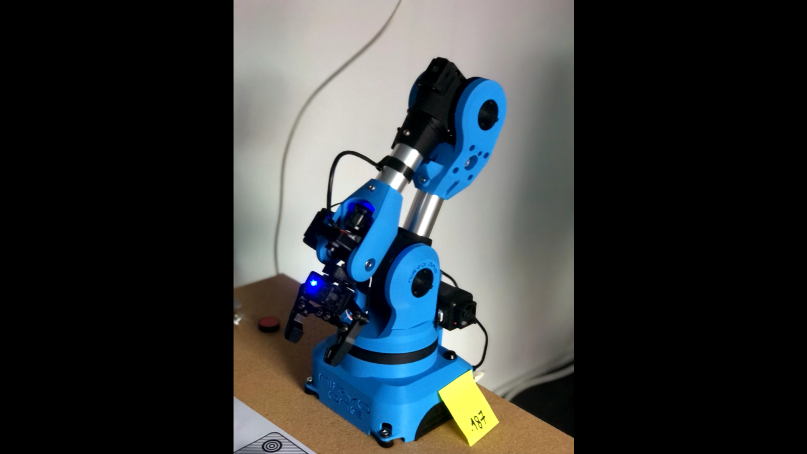 Robot arm demo 