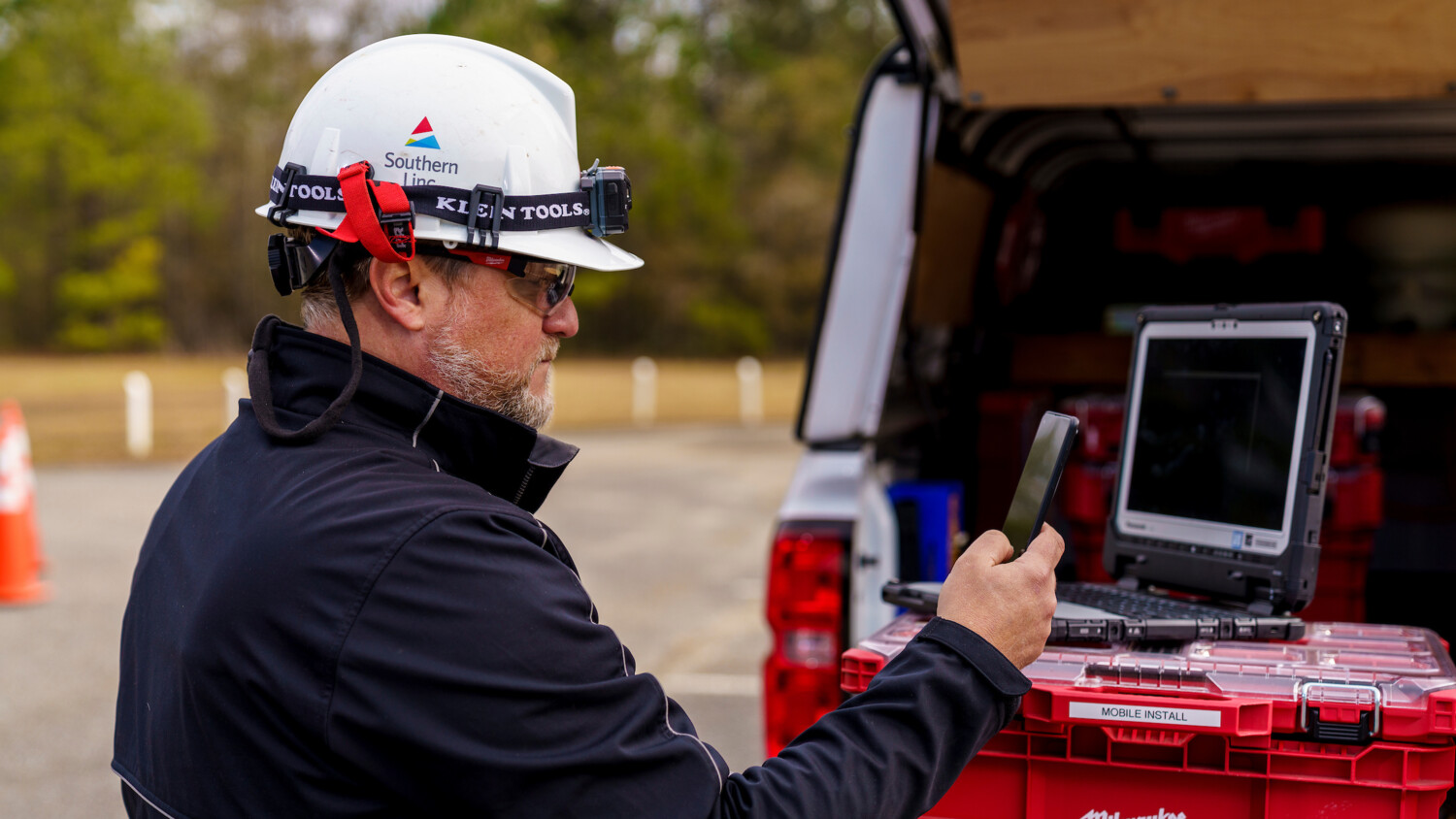 Southern Linc improved worker safety and network reliability by partnering with Ericsson