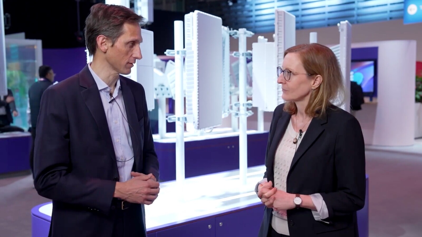 Anne-Flore Roger, Technical Director of Mobile Network at Orange France, and Jérôme Monteil, VP Ericsson France