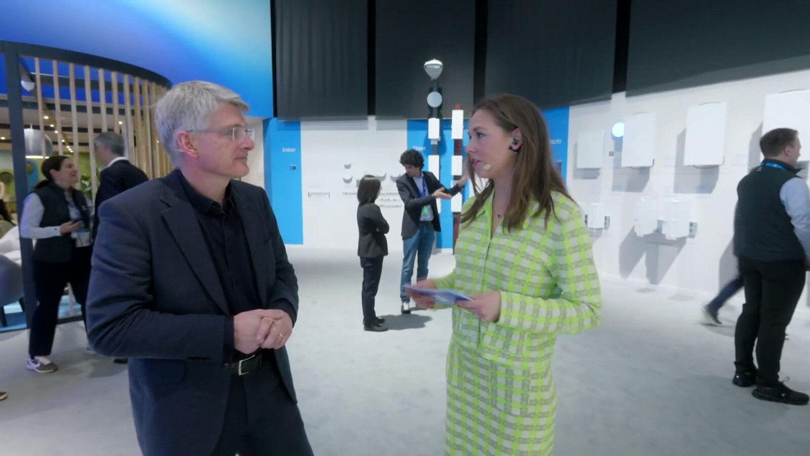 Hear our CTO Erik Ekudden talk about technology leadership and high performing differentiated networks