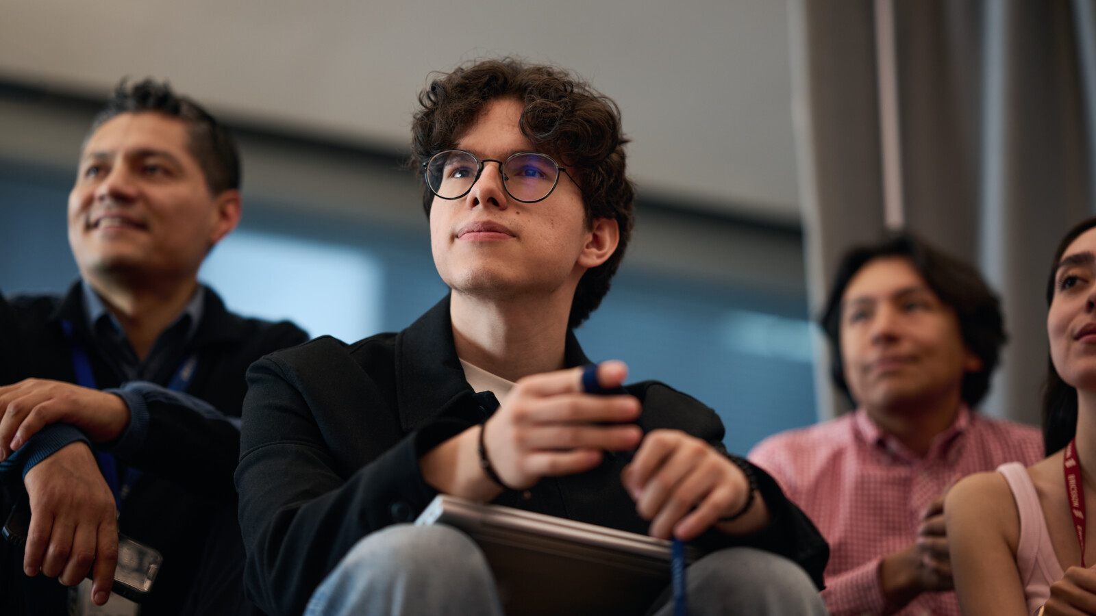 Get up to speed and get to know your team. Learn how the business works and start contributing sooner than you expect. 
