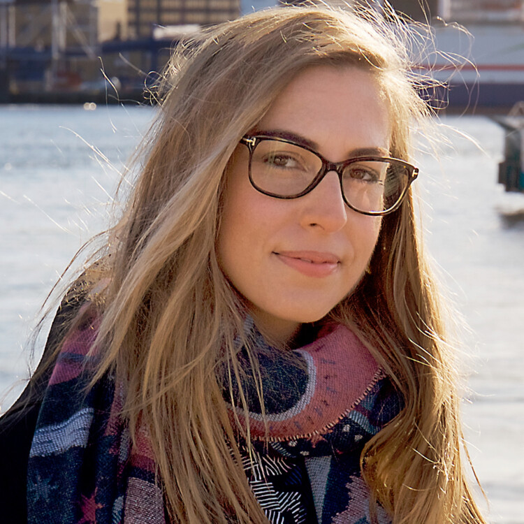 Astrid Algaba Brazález