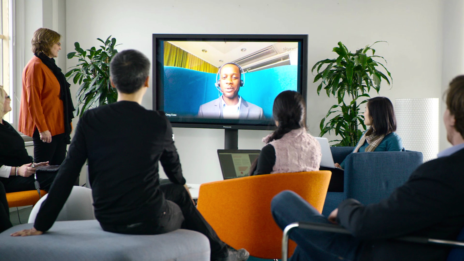 People attending a training online