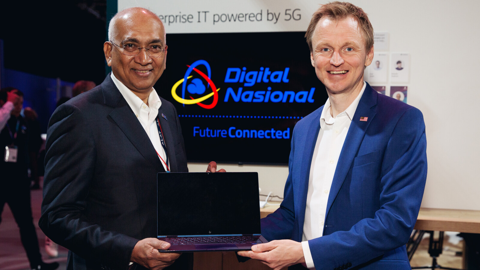 Digital Nasional Berhad (DNB) partners with Ericsson to create the world’s first 5G-powered mobile workspace solution