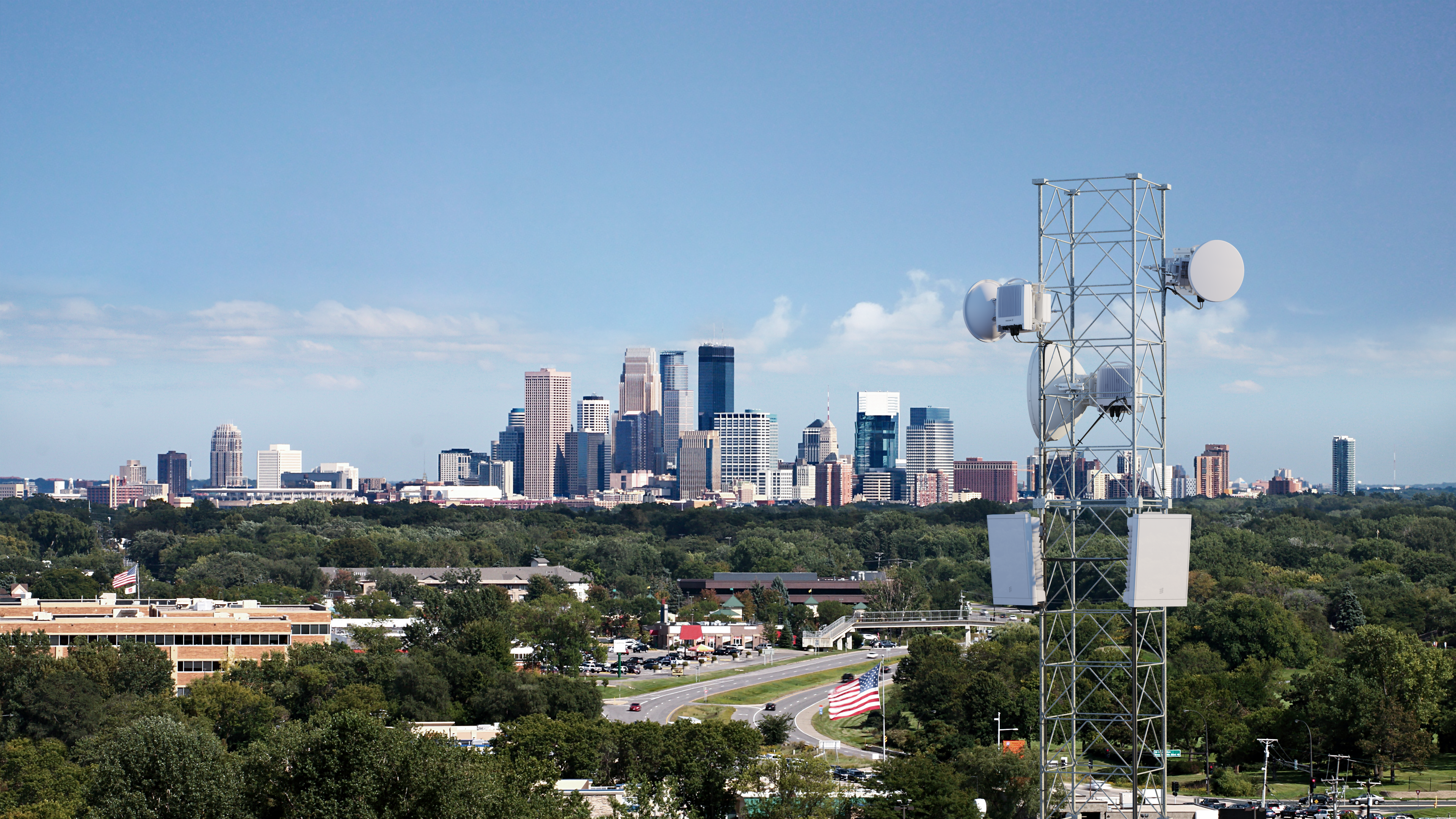 E-band’s role in meeting 4G and 5G network demands