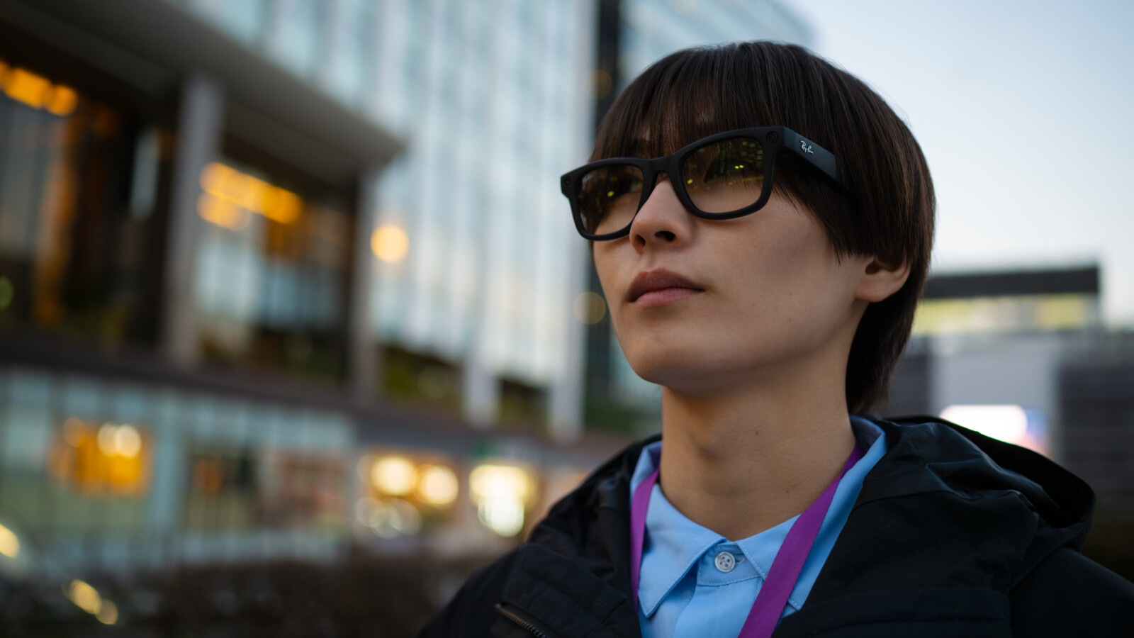 Walking outside with AR-glasses