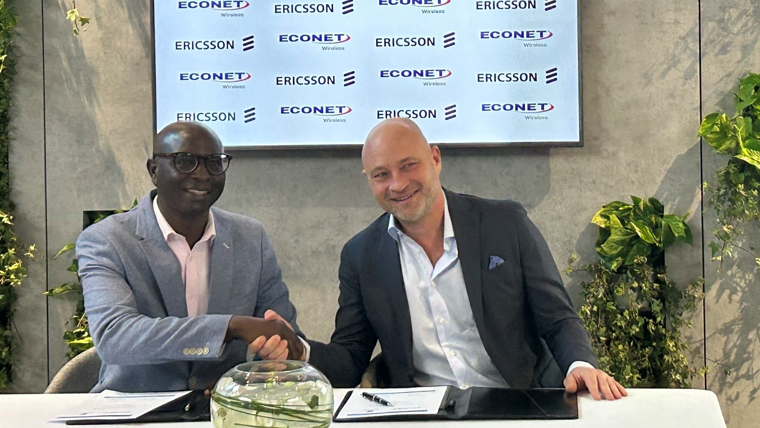 Todd Ashton, VP and Head of Ericsson South and East Africa, Mr Roy Chimanikire, Deputy CEO at Econet Wireless Zimbabwe