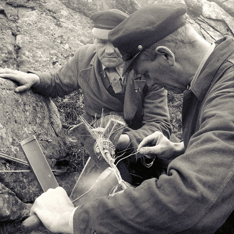 CABLE WORK IN LOFOTEN