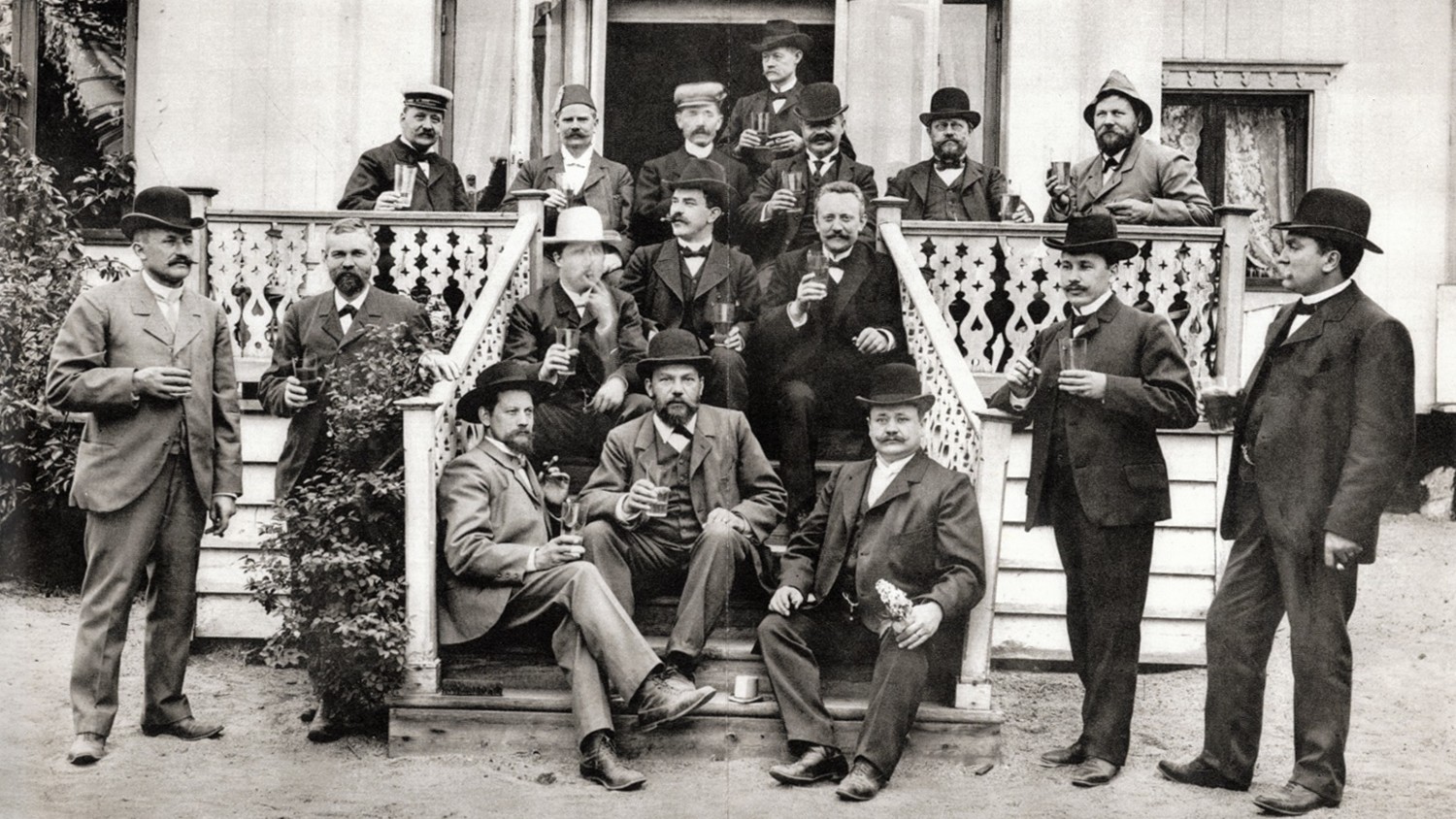  The plant foremen of Ericsson visit the villa of the president Axel Boström.