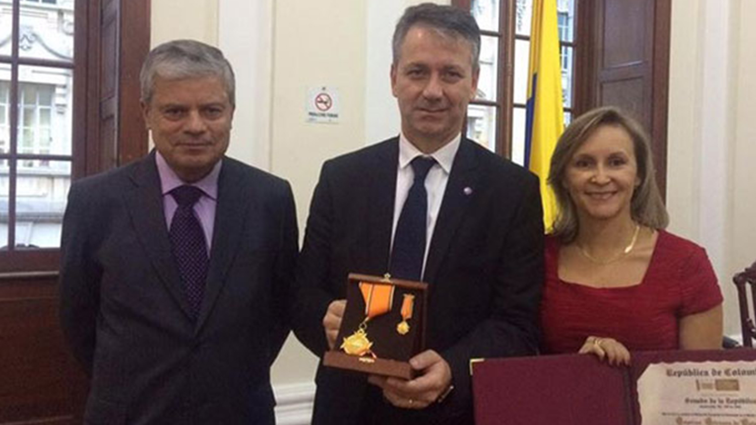 Ericsson honored by Colombian Congress for 120 years in country
