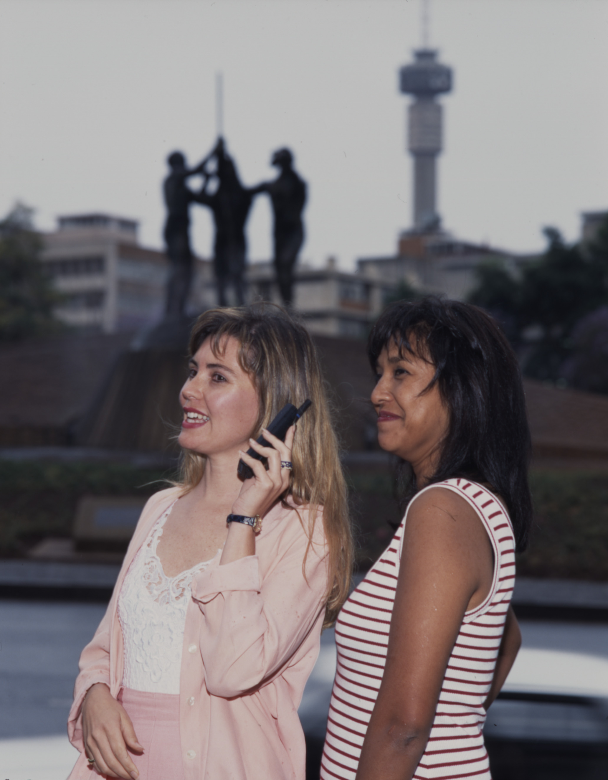 WOMEN AND MOBILE, COMMERCIAL