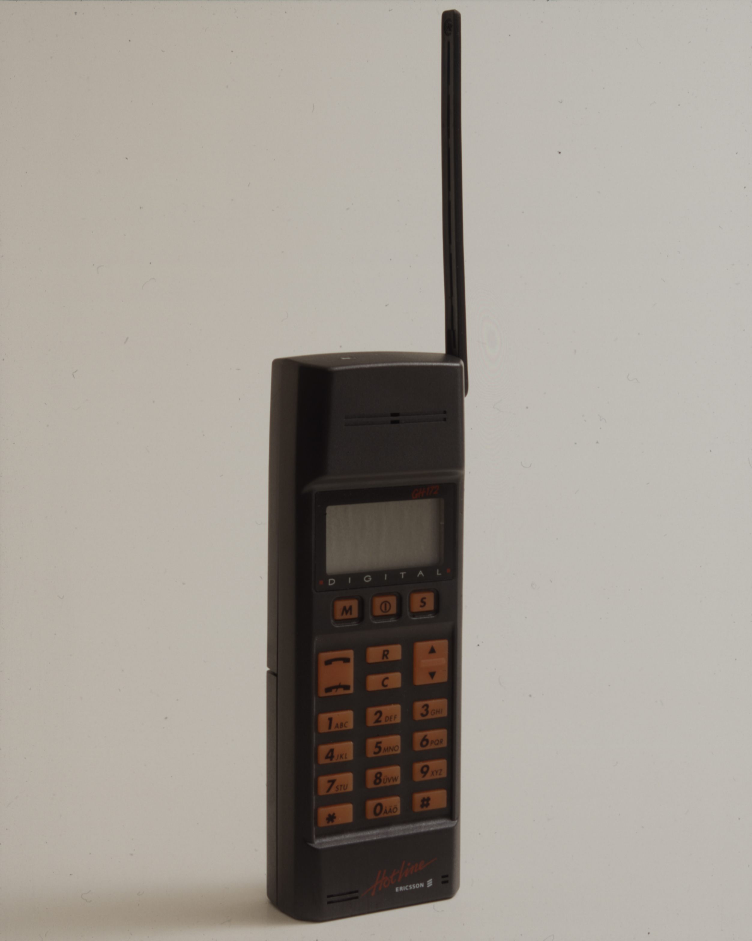 ERICSSONS FIRST GSM PHONE, THE GH 172