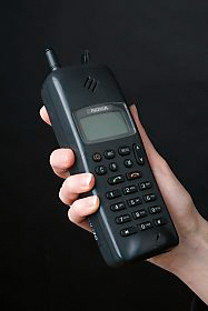 NOKIAS FIRST GSM PHONE FOR MASS PRODUCTION, THE NOKIA 1011