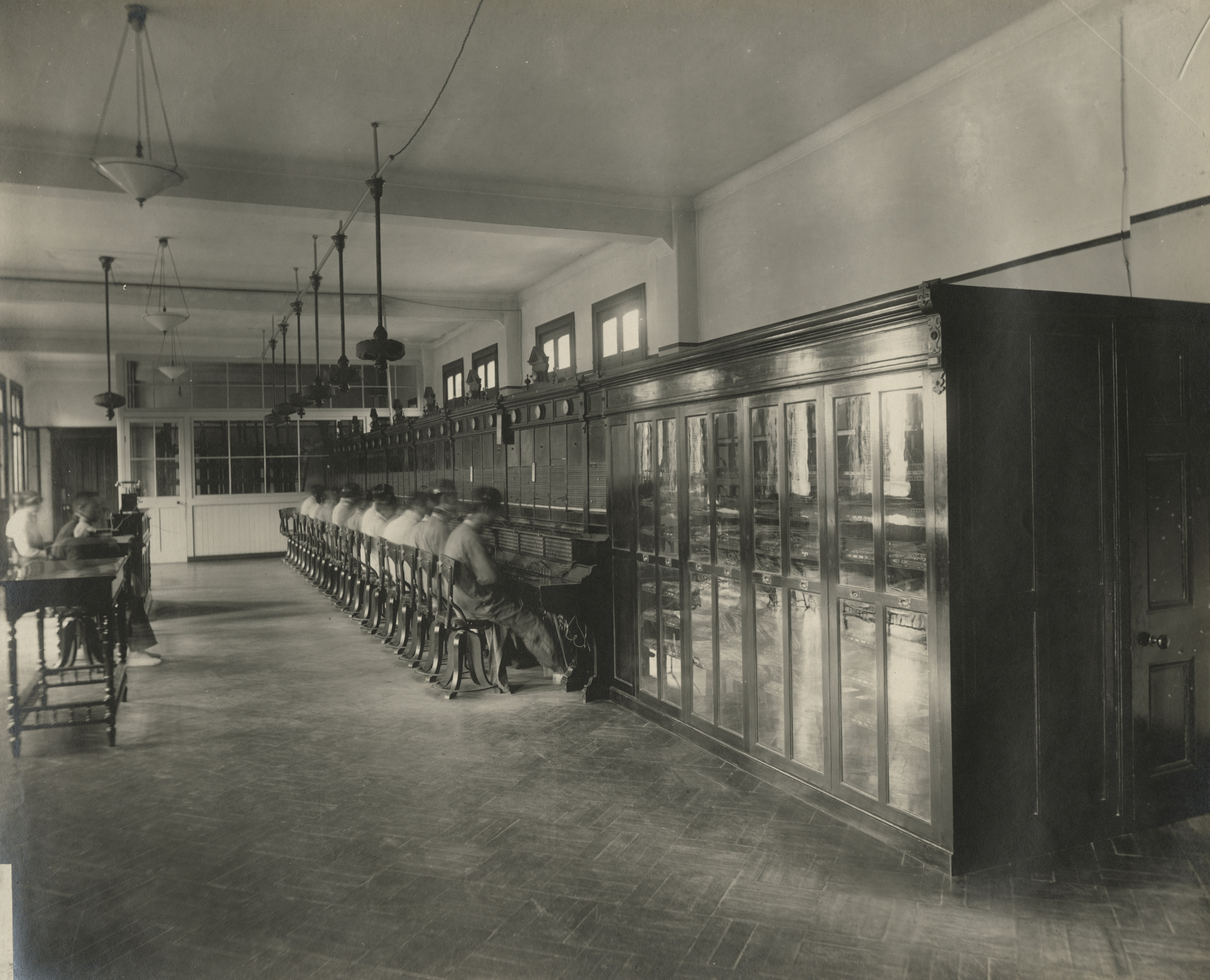 THE TELEPHONE STATION IN SHANGHAI, INTERIOR