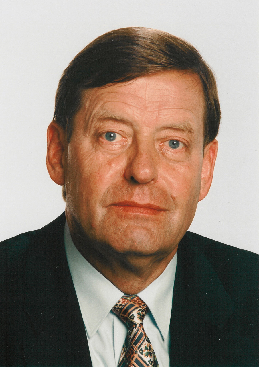 FRIEDHELM HILLEBRAND