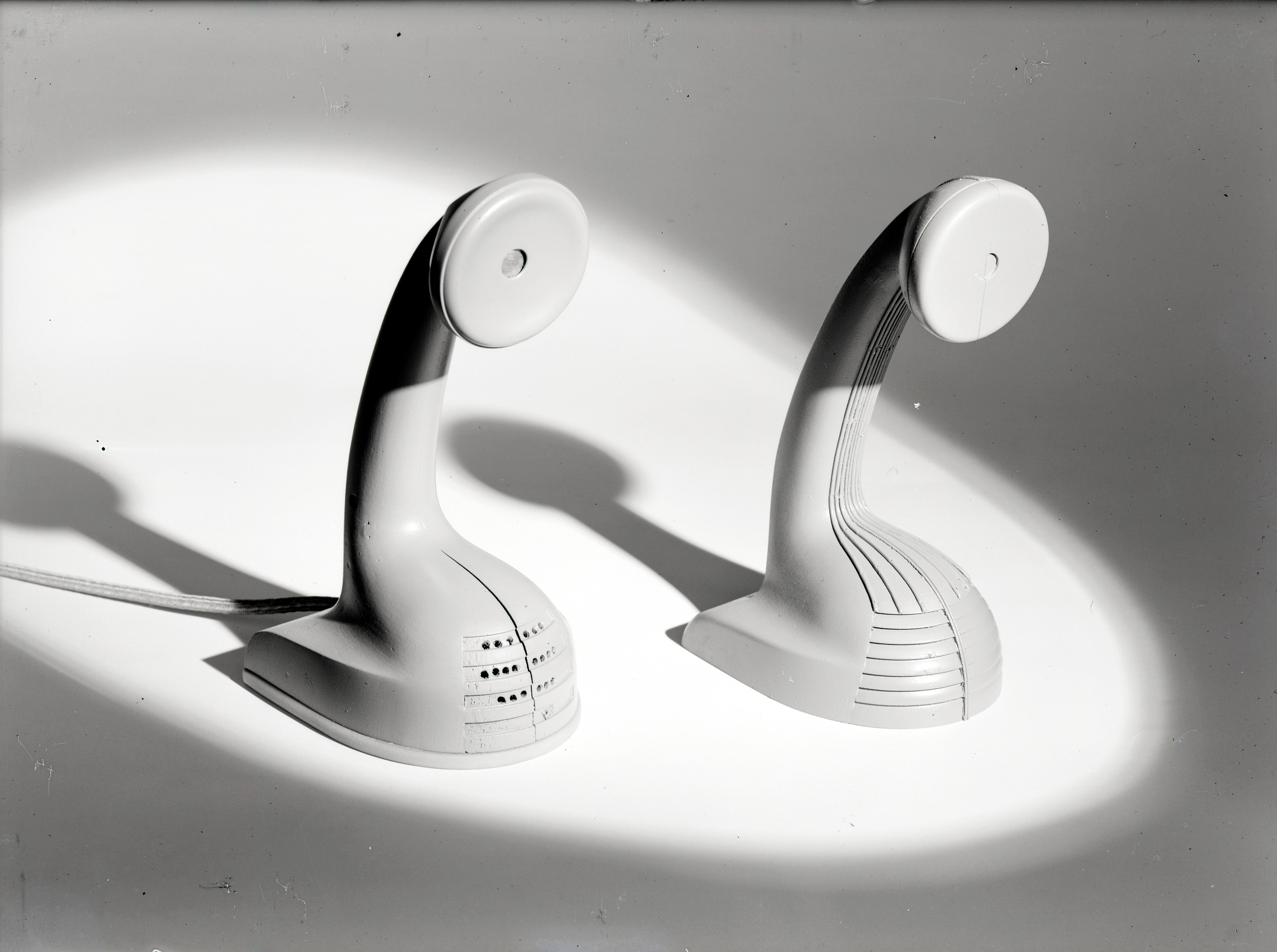 TELEPHONES, PROTOTYPES TO ERICOFON, 1941