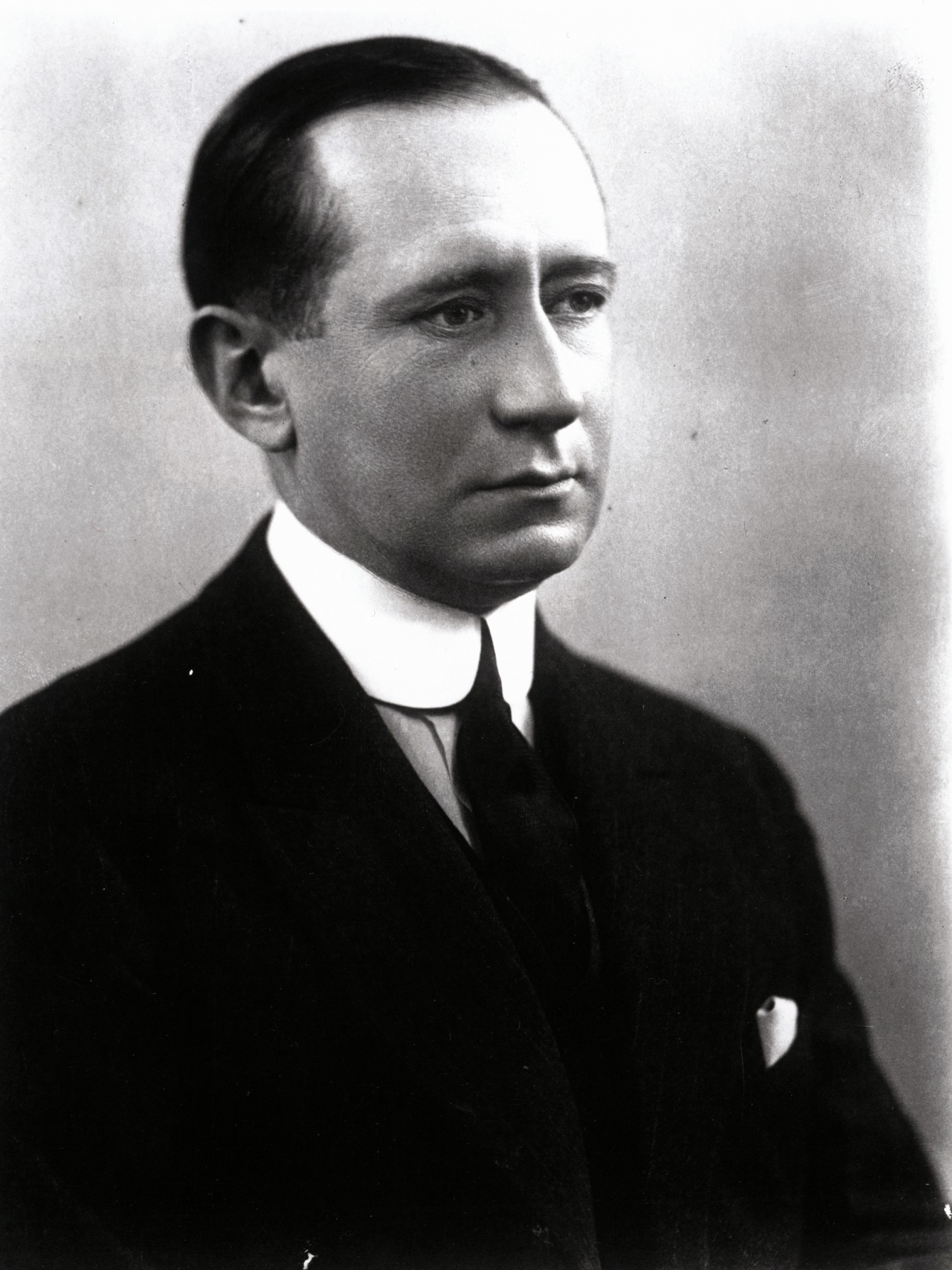 Guglielmo Marconi, 1920s.
