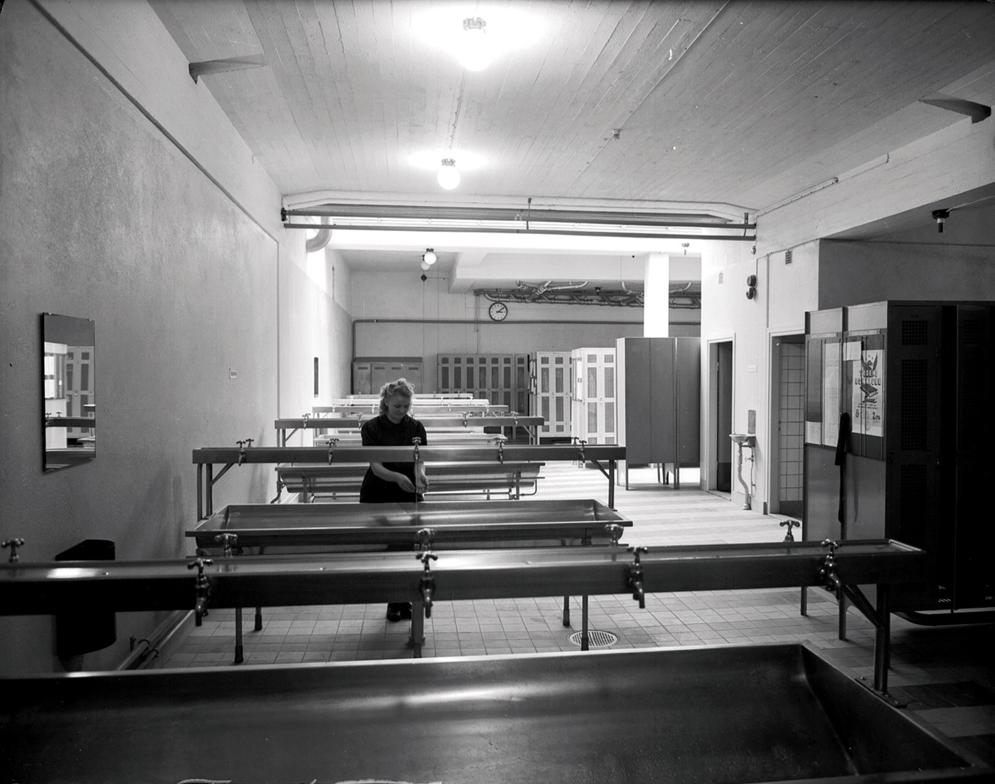 Sweden, 1941, Telefonplan, washing room