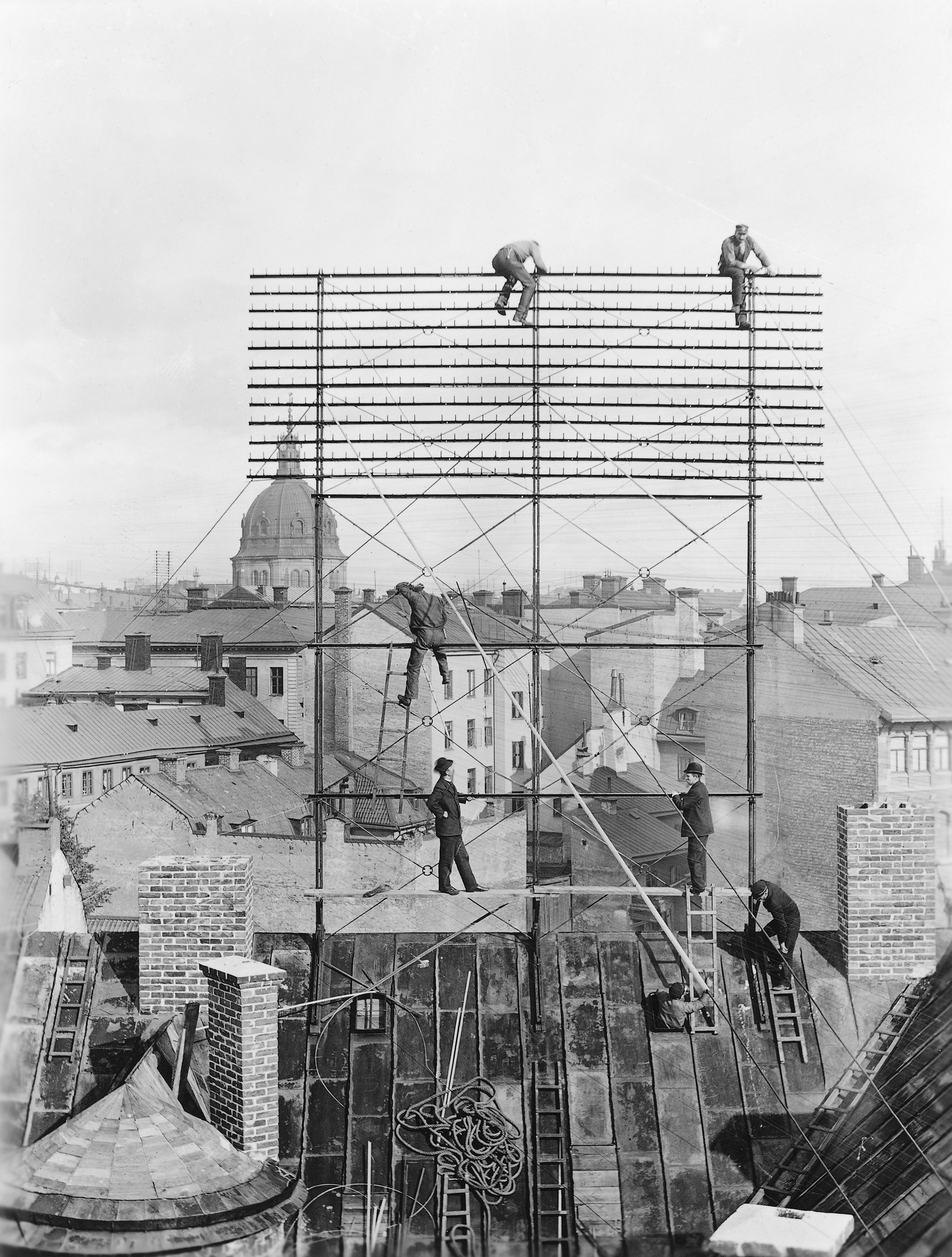 SWEDEN, 1896, TELEPHONE POLE OVER ROOFS