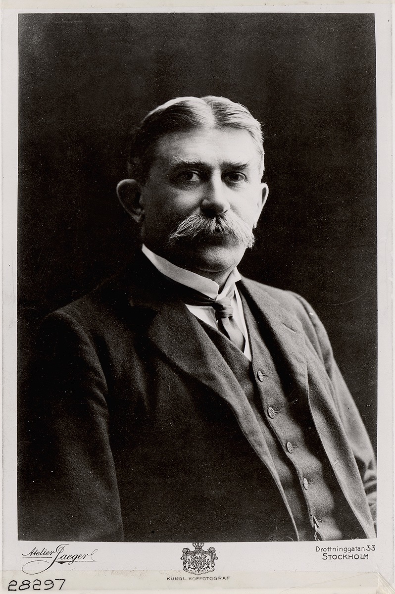 PEGELOW, F W H (PORTRAIT, 1900S)