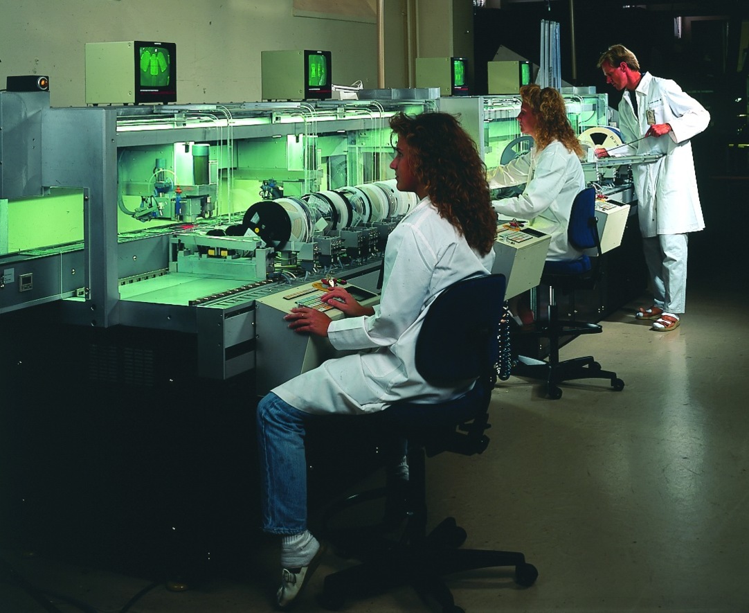 CIRCUIT CARD PRODUCTION, LABORATORY, 1990S