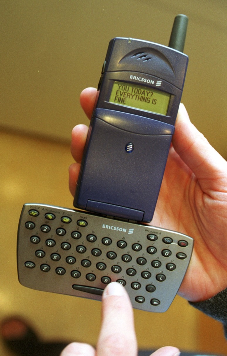 Mobile phone, T18, chatboard, 1990s