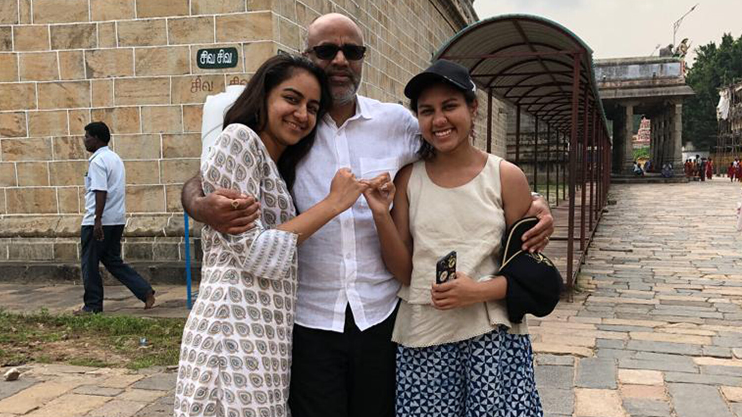 India continues to battle the second wave of COVID-19