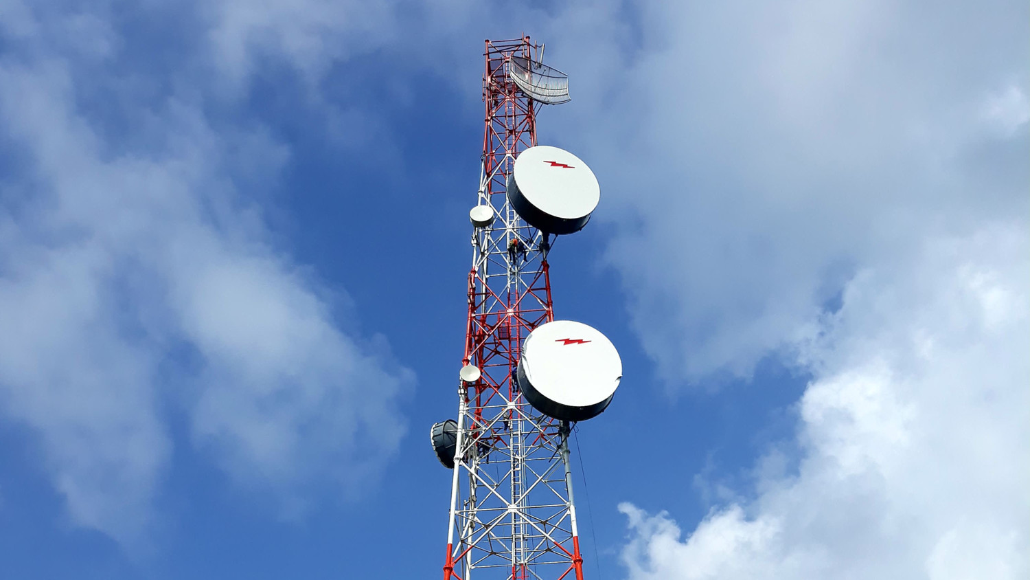 MINI-LINK - Microwave solutions enable LTE networks