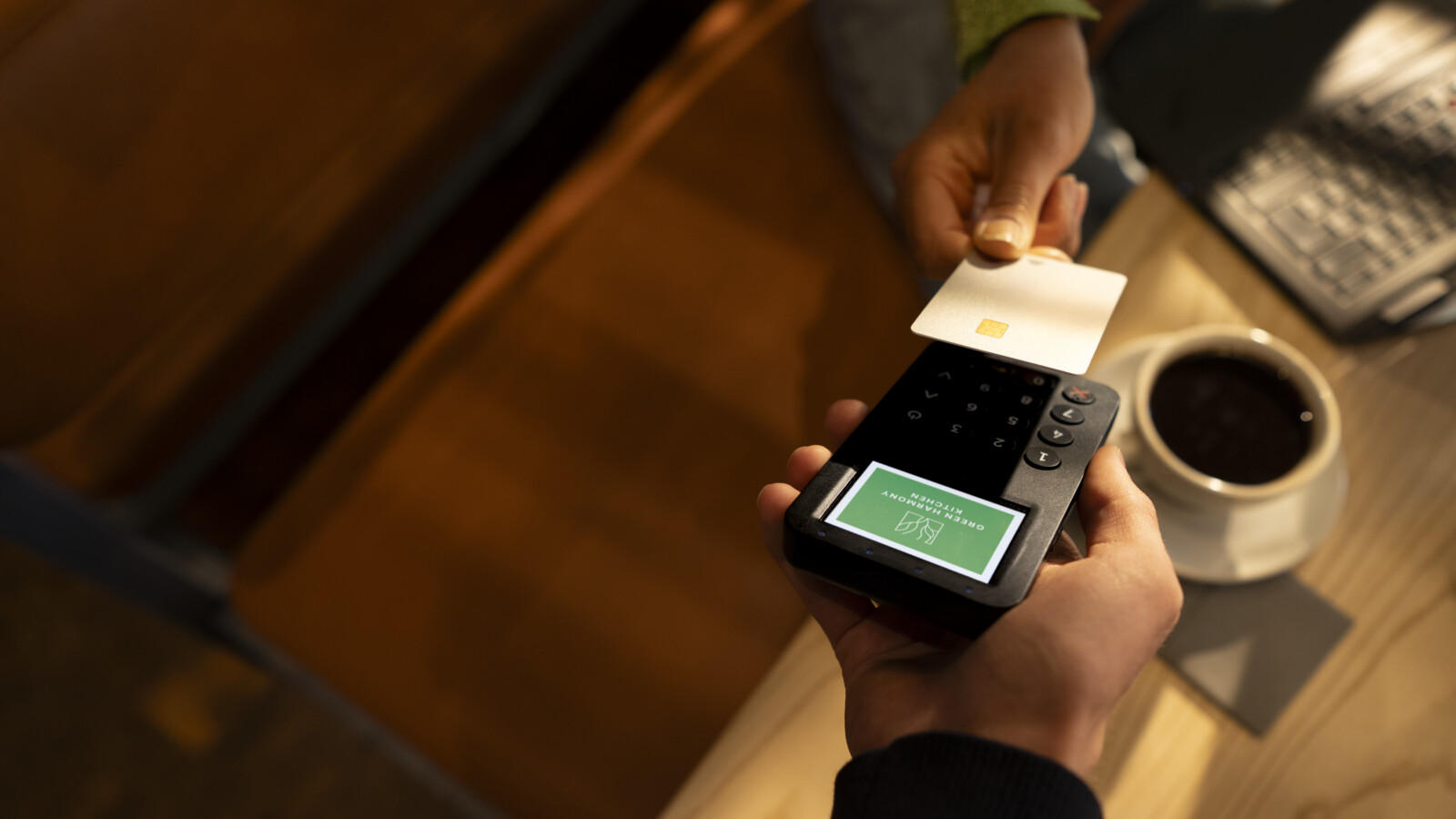 Executing payment in a cafe