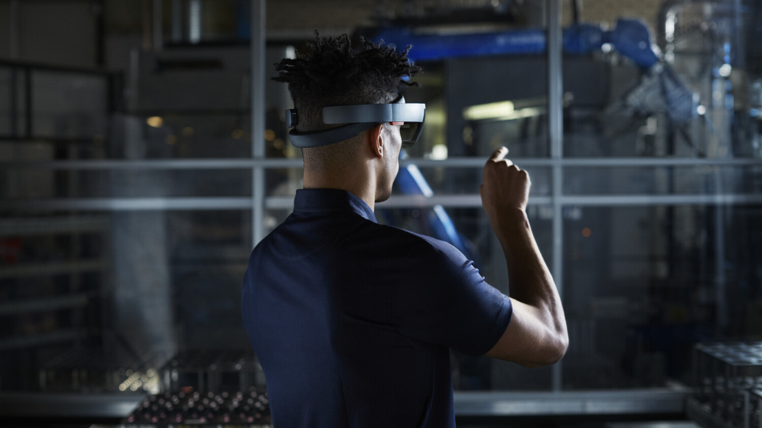 Network redundancy inside the factory: Why it matters and how to design it