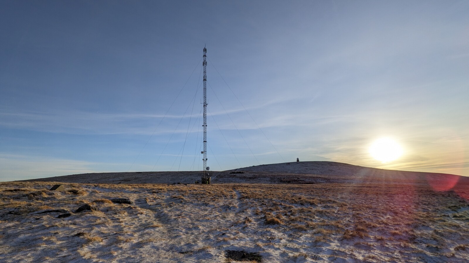 Local da rede de antenas para teste em condições reais de carga eólica na costa da Noruega