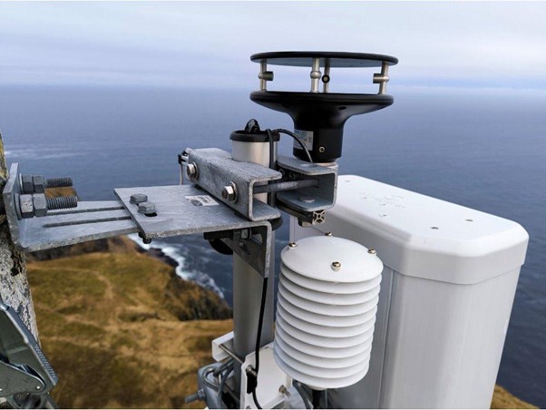 Sistema de antenas con sensores en la costa de Noruega