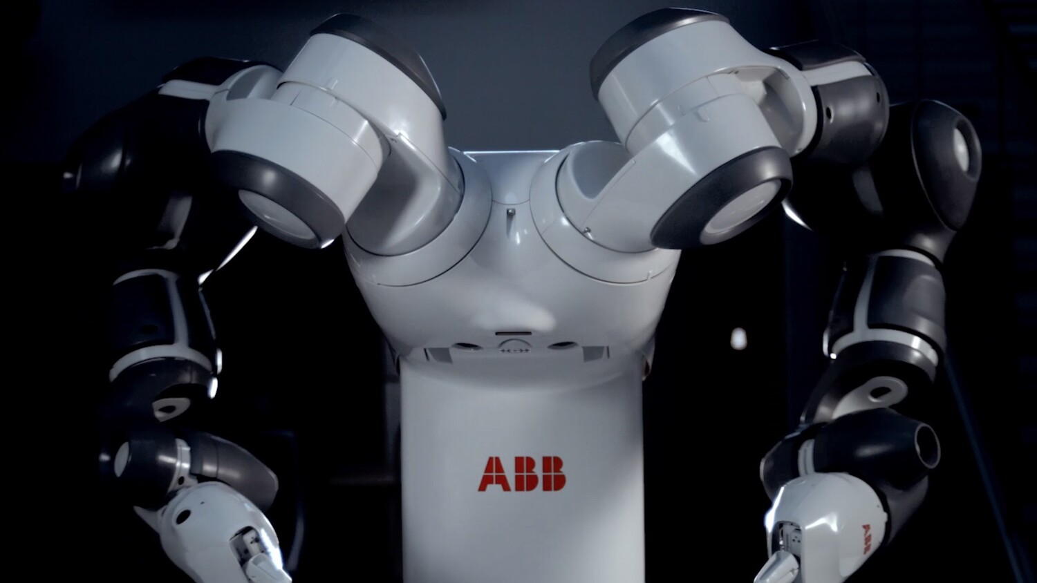 ABB factory robot with 2 arms. ABB Ericsson partnership.